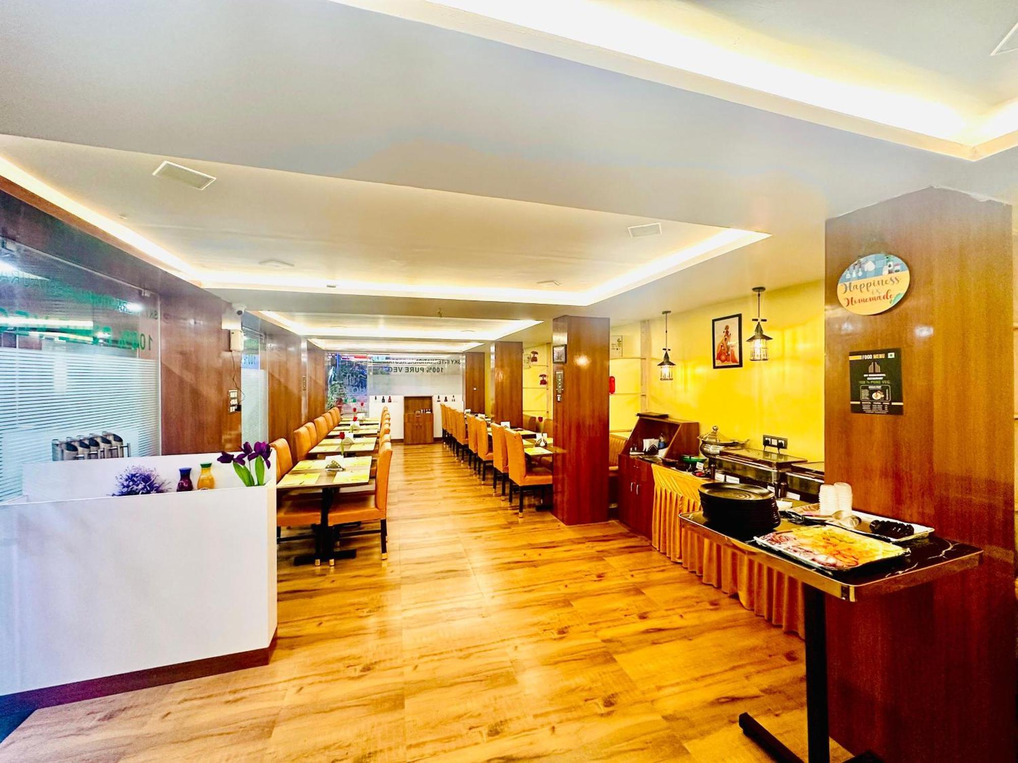 Hotel Sky International- Airport Zone Hyderabad Shamshabad Exterior foto